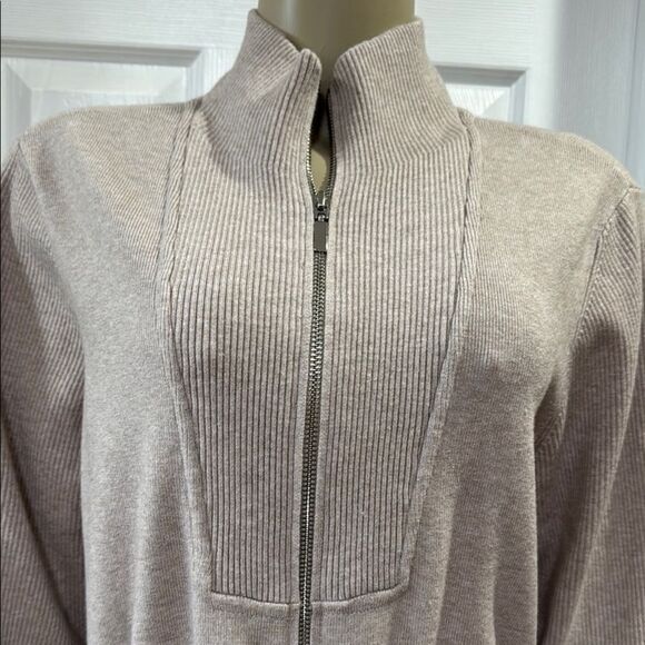 Women's Beige Zip-Up Jacket - Picture 2 of 8